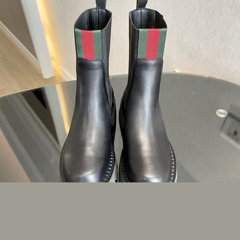G*u*i boots